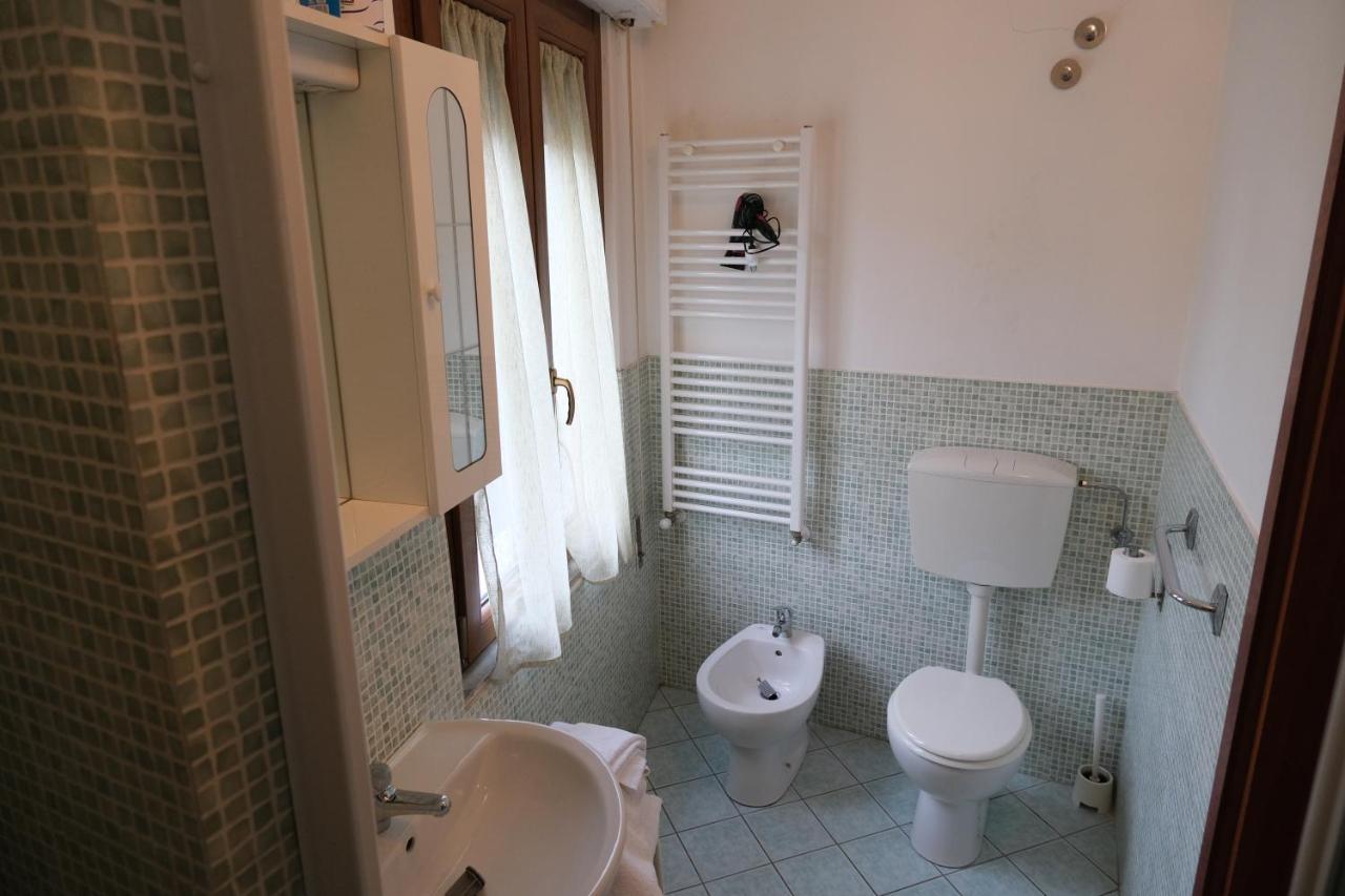 Amelia Hotel Momigno Bagian luar foto