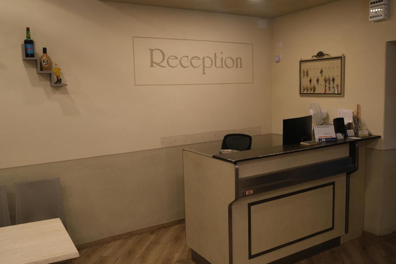 Amelia Hotel Momigno Bagian luar foto